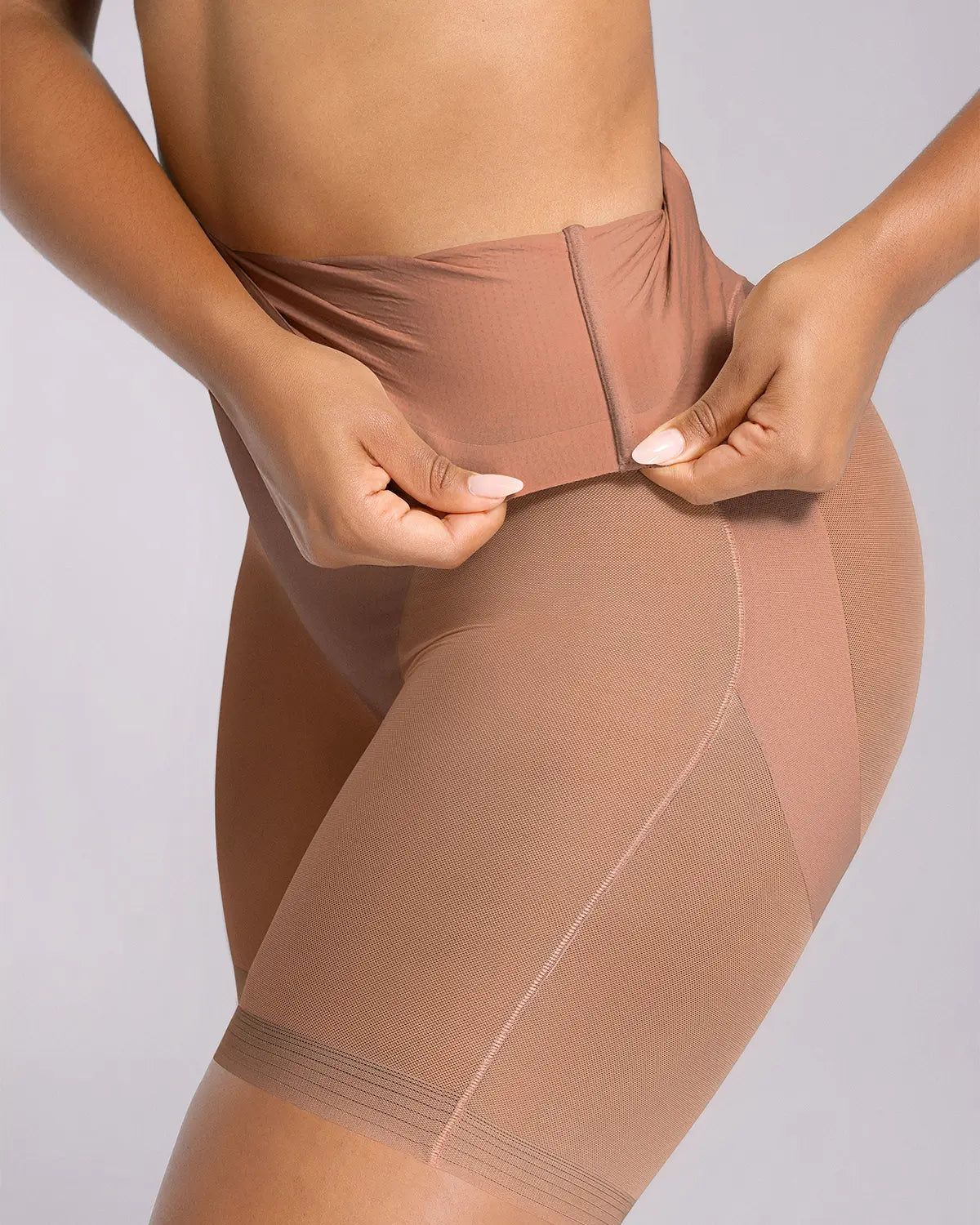 BOOT-YEAH™ MeshSmooth™ High-Waisted Mid Thigh Short